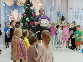 Старый Новый год. Прощание с елочкой Старый Новый год. Прощание с елочкой.